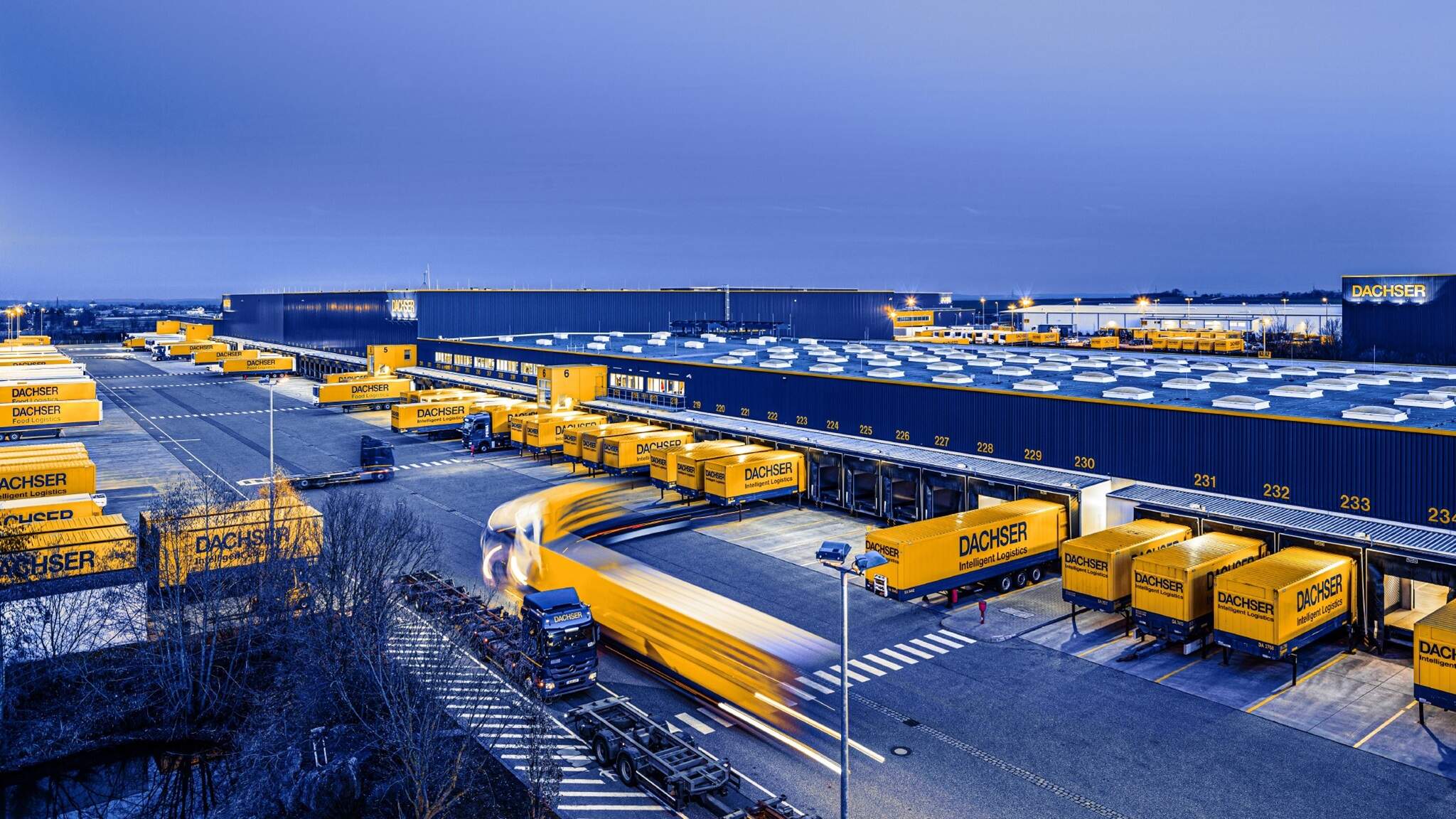 DACHSERs Eurohubs er hjørnestenene i logistikvirksomhedens netværk. DACHSERs Eurohubs er hjørnestenene i logistikvirksomhedens netværk.